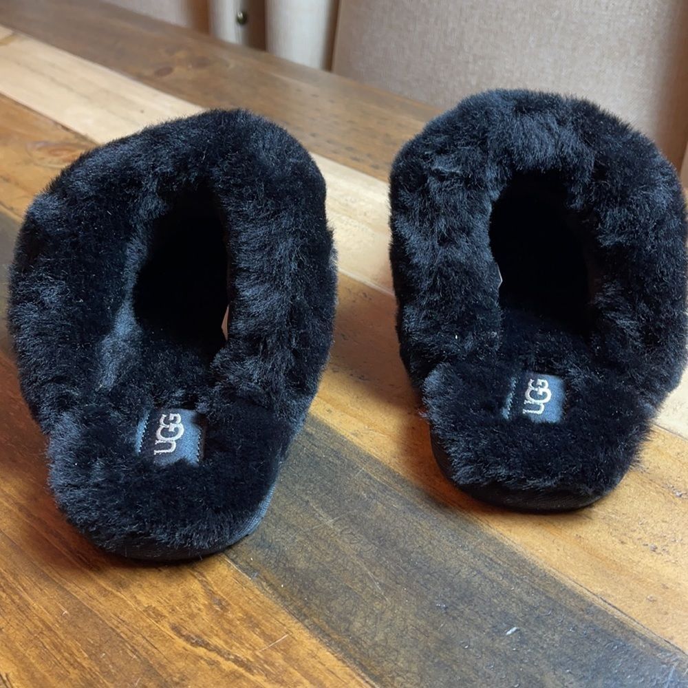 UGG SCUFFETTE II Floral Foil Slippers - Picture 4 of 10